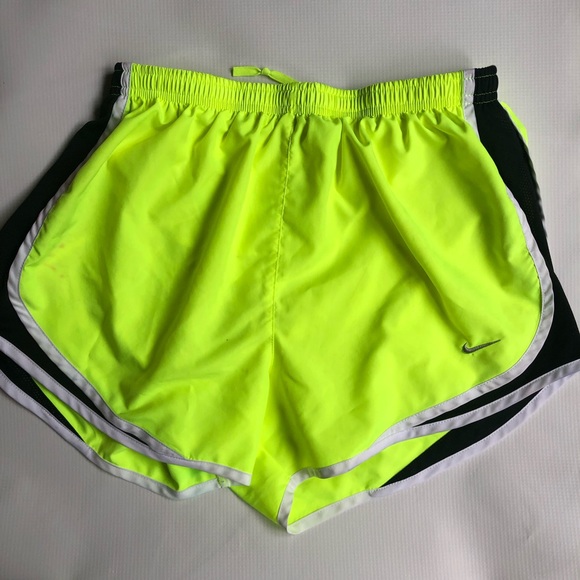 NIKE NEON Dri-Fit Shorts! ✔️ - Picture 3 of 7